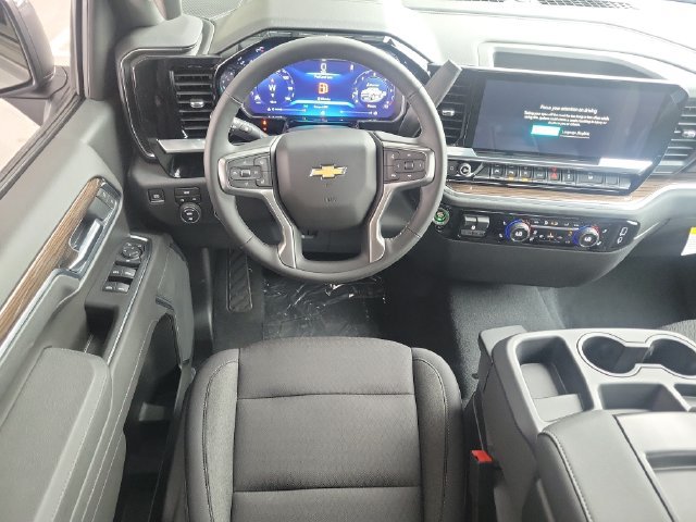 New 2026 Chevrolet Silverado 1500 LT w/ Safety Package AWD/4WD image 7