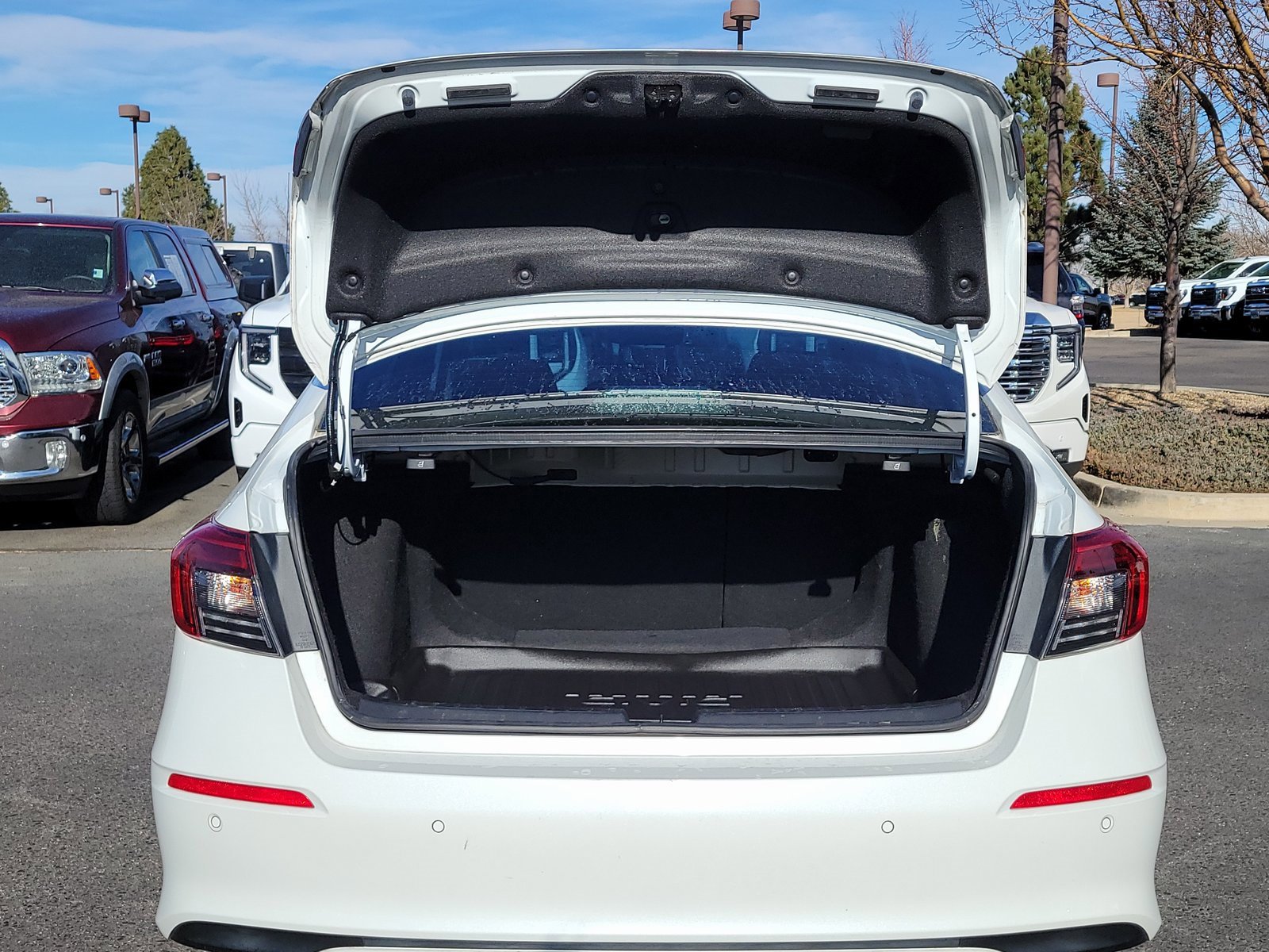 Used 2022 Honda Civic Touring image 10