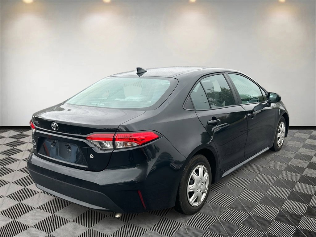 Used 2021 Toyota Corolla L image 3
