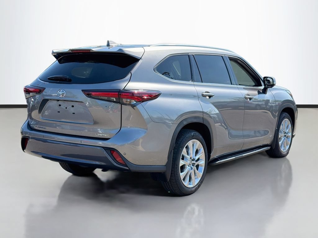 Used 2026 Toyota Highlander Limited AWD/4WD video 2