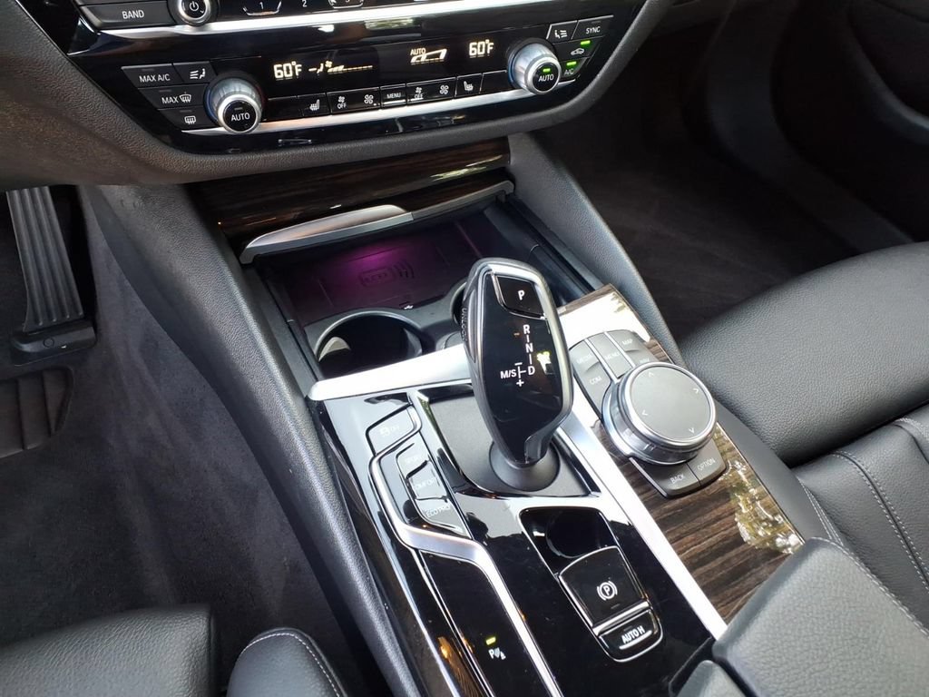 Used 2023 BMW 530i xDrive AWD/4WD image 27