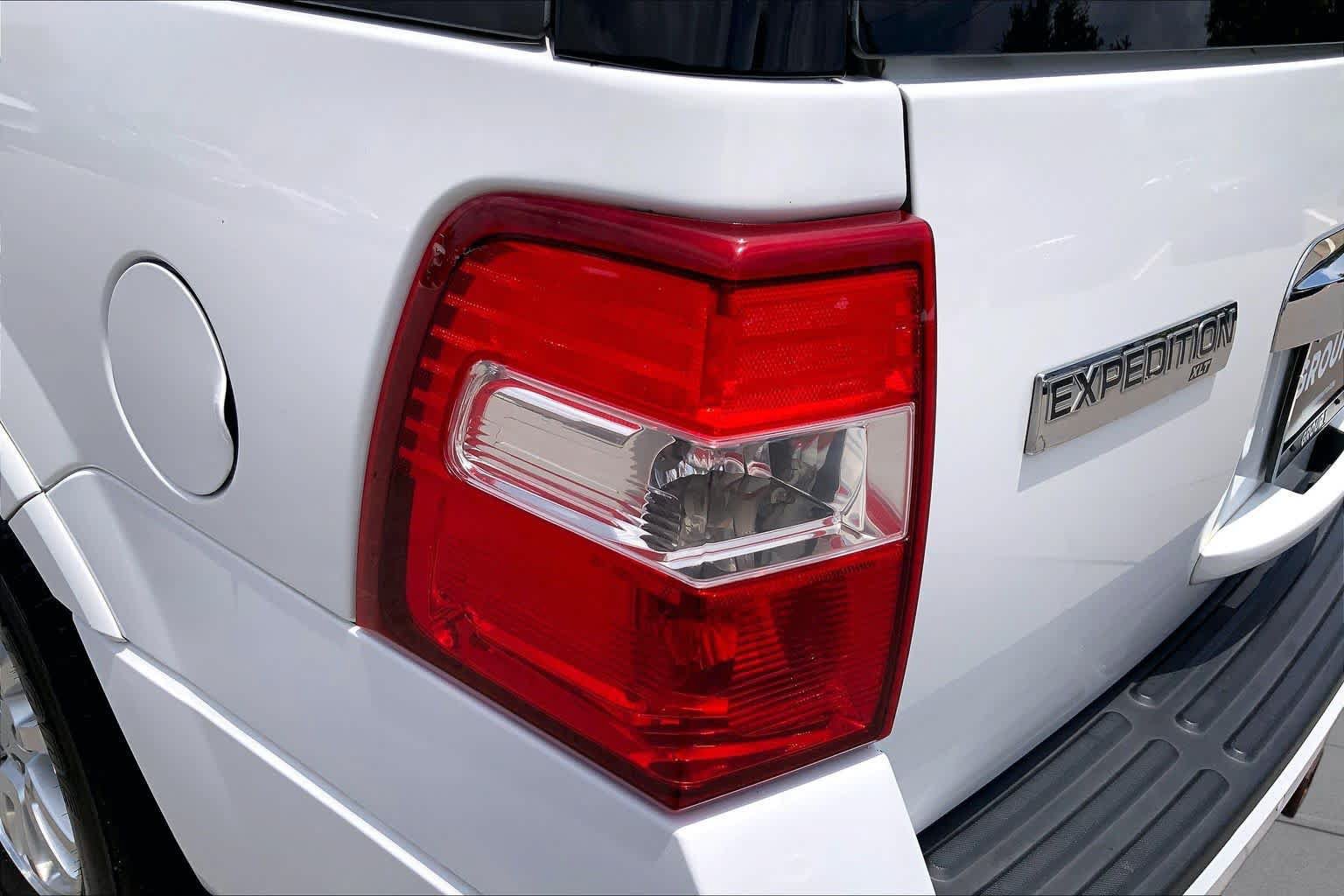 Used 2014 Ford Expedition XLT RWD image 28