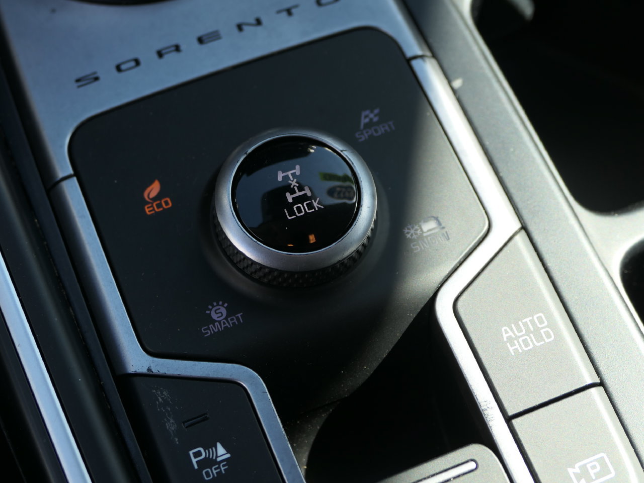 Certified 2022 Kia Sorento S AWD/4WD image 24