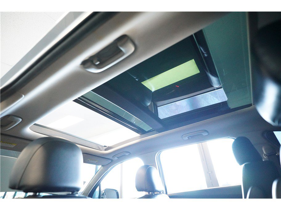 Used 2022 Kia Sorento EX w/ Panoramic Sunroof Package FWD image 15