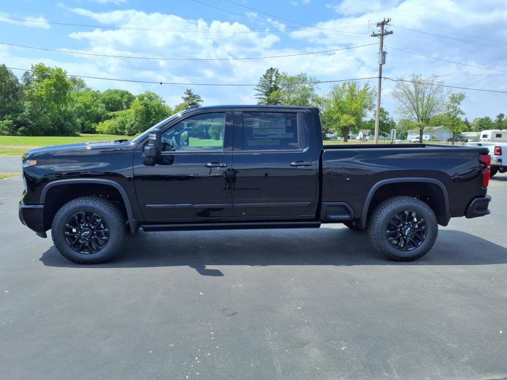 New 2025 Chevrolet Silverado 3500 High Country w/ Midnight Edition image 2
