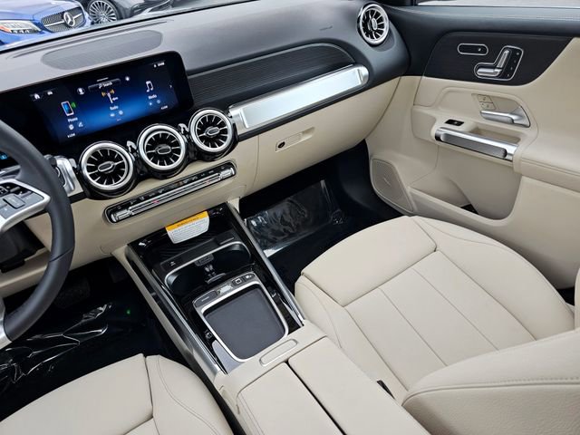 New 2026 Mercedes-Benz GLB 250 4MATIC image 33
