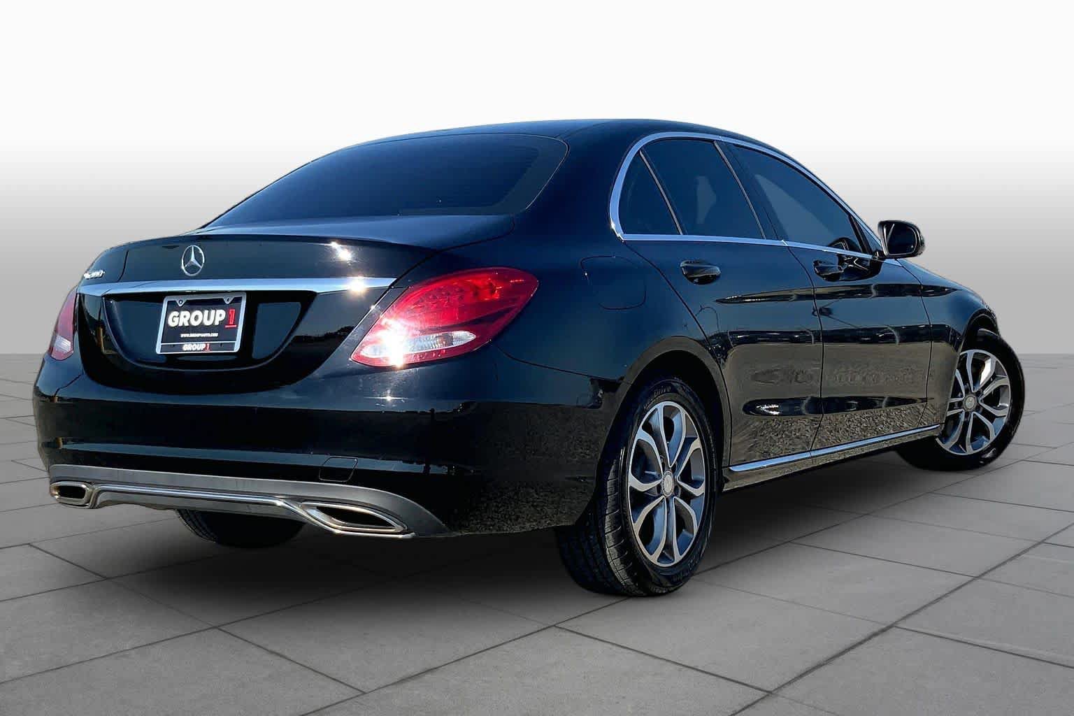 Used 2017 Mercedes-Benz C 300 Sedan image 13