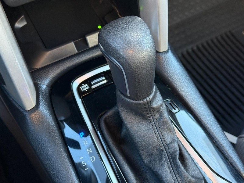 Used 2024 Toyota Corolla Cross SE w/ Moonroof Package image 26