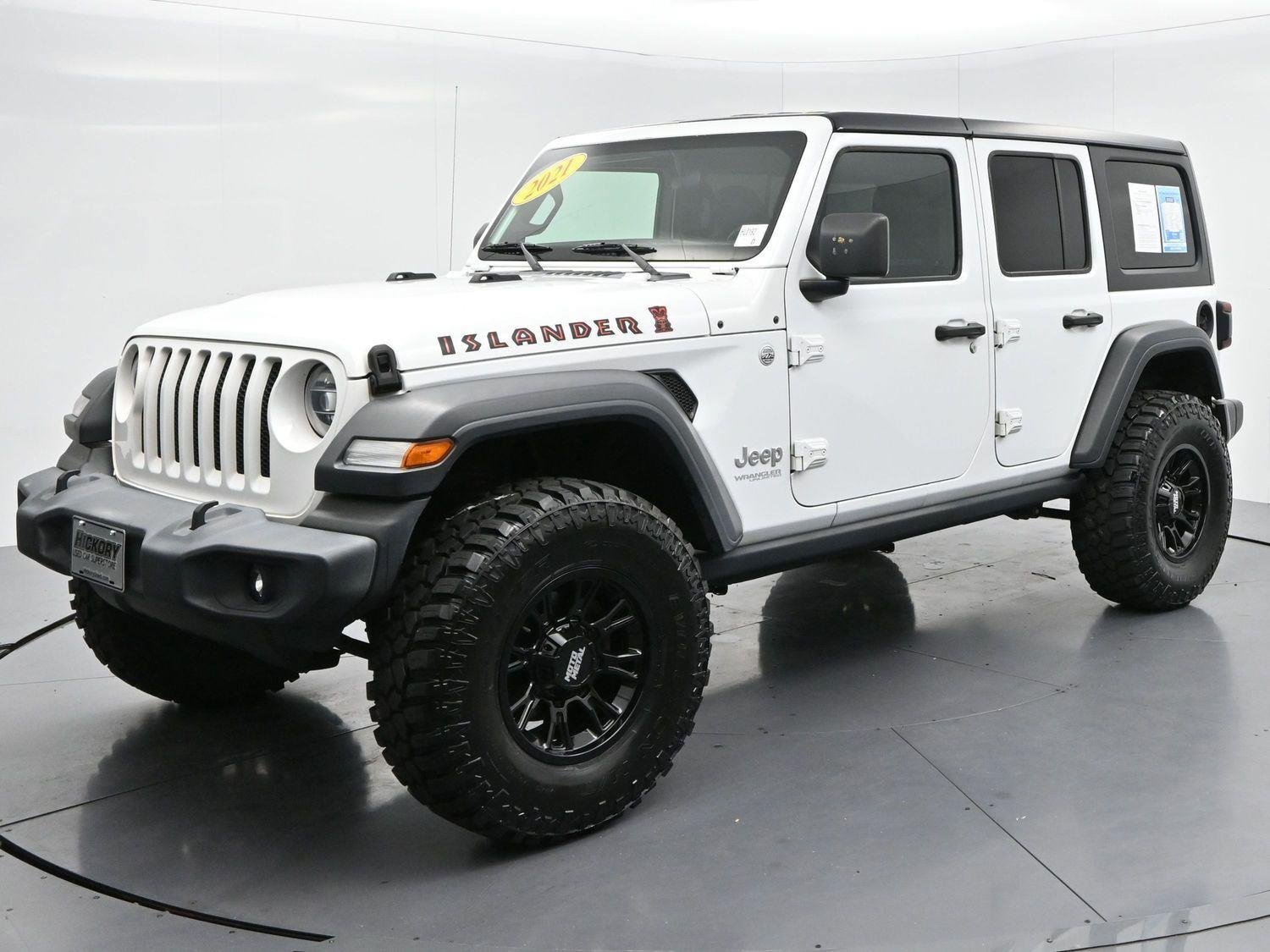 Used 2021 Jeep Wrangler Unlimited Sport AWD/4WD image 3