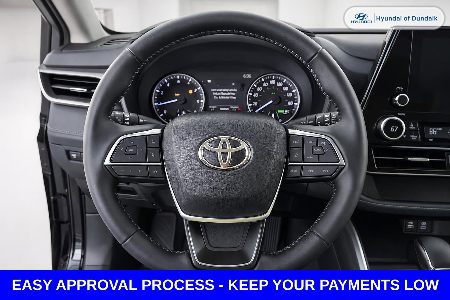 Used 2025 Toyota Highlander LE image 16