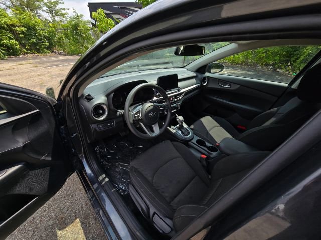 Used 2019 Kia Forte LXS image 10