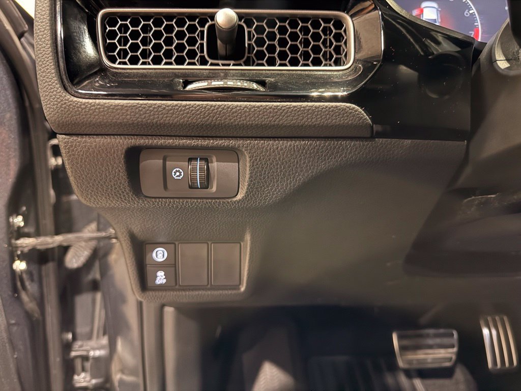 Used 2023 Honda Civic Sport image 14
