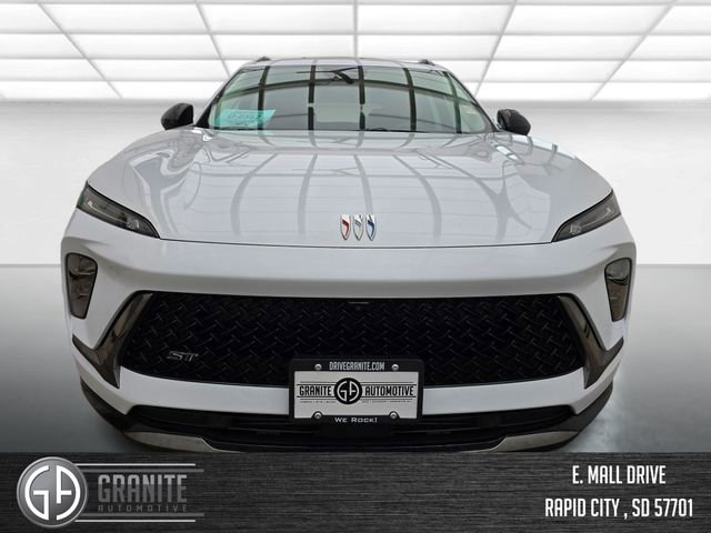 New 2026 Buick Envision Sport Touring image 8