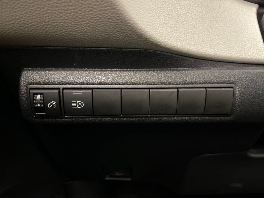 Certified 2022 Toyota Corolla L FWD image 28