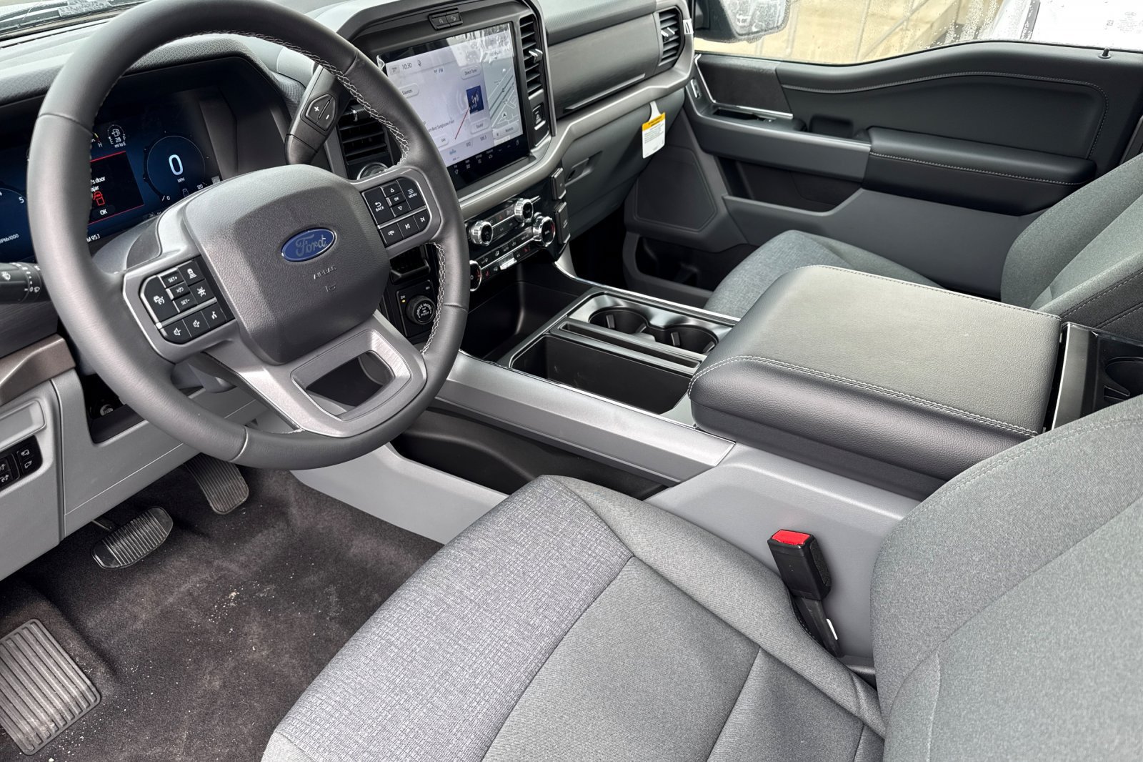 New 2026 Ford F150 XLT w/ Equipment Group 302A MID AWD/4WD image 10