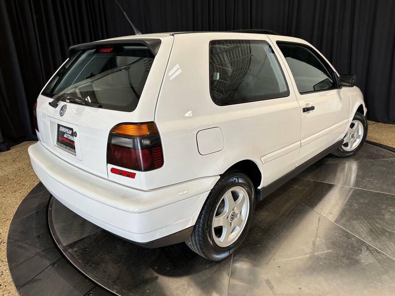 Used 1997 Volkswagen GTI FWD image 9
