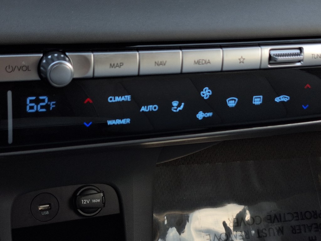 Certified 2024 Hyundai Ioniq 5 Limited AWD/4WD image 23