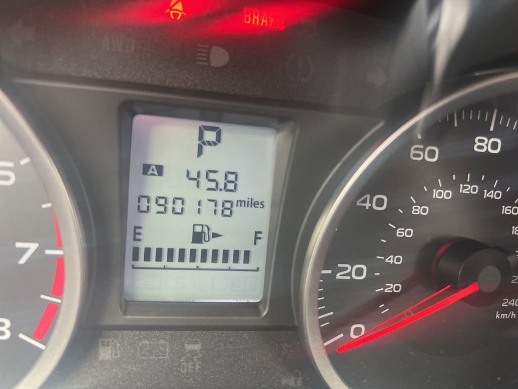 Used 2016 Subaru Forester 2.5i Premium w/ All-Weather Package AWD/4WD image 3