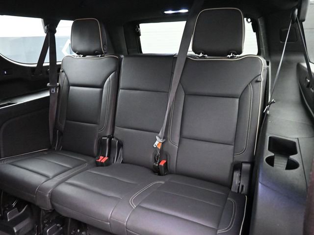 Used 2023 Chevrolet Suburban Premier AWD/4WD image 16