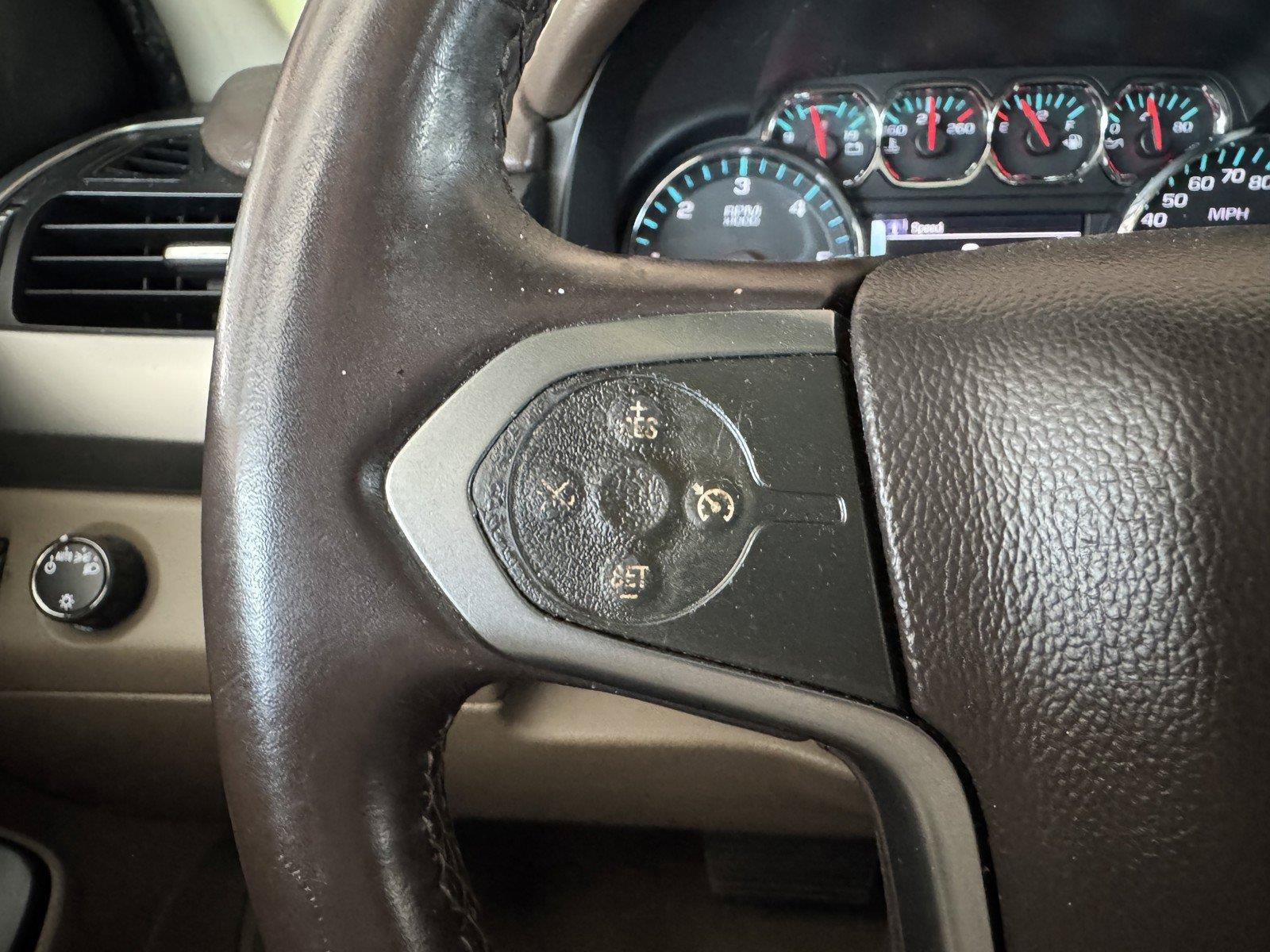 Used 2016 Chevrolet Suburban LS RWD image 21