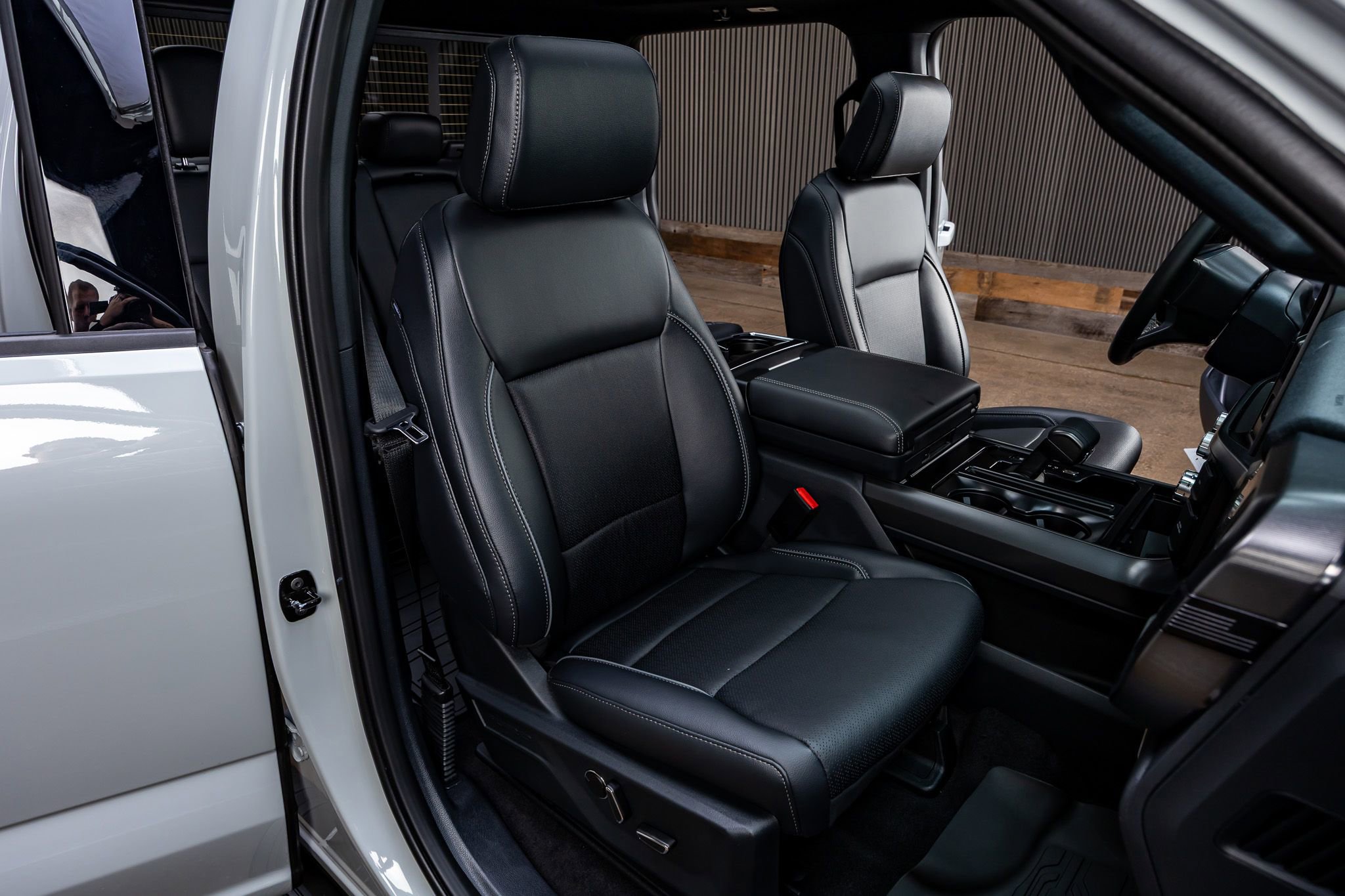 Used 2026 Ford F150 Lariat AWD/4WD image 31