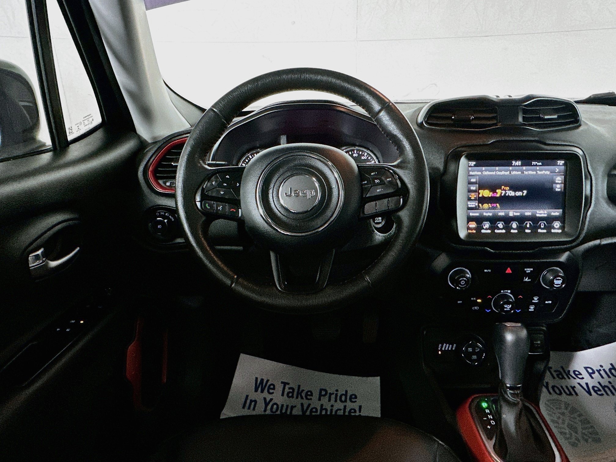 Used 2022 Jeep Renegade Trailhawk w/ Sun/Sound Group AWD/4WD image 21