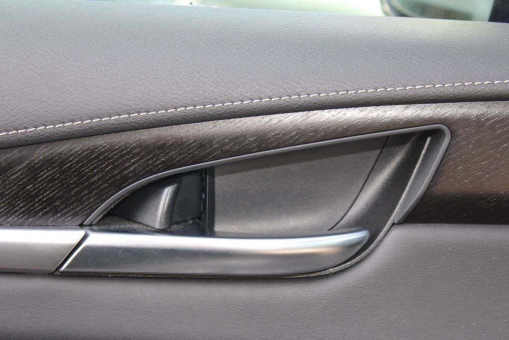 Used 2022 INFINITI QX60 Sensory w/ Cargo Package AWD/4WD image 14