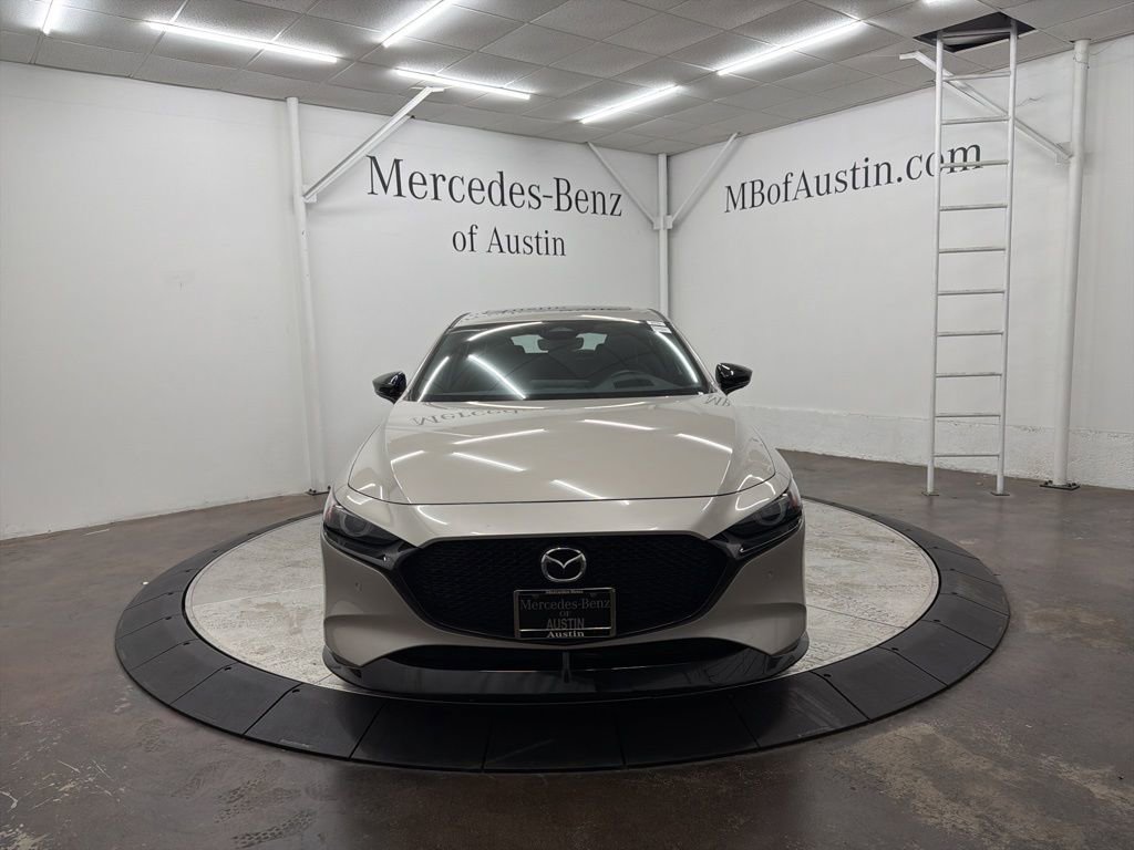 Used 2024 MAZDA MAZDA3 Hatchback w/Premium Plus Pkg image 2