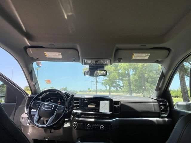 Used 2025 GMC Sierra 2500 SLT w/ SLT Convenience Package AWD/4WD image 23