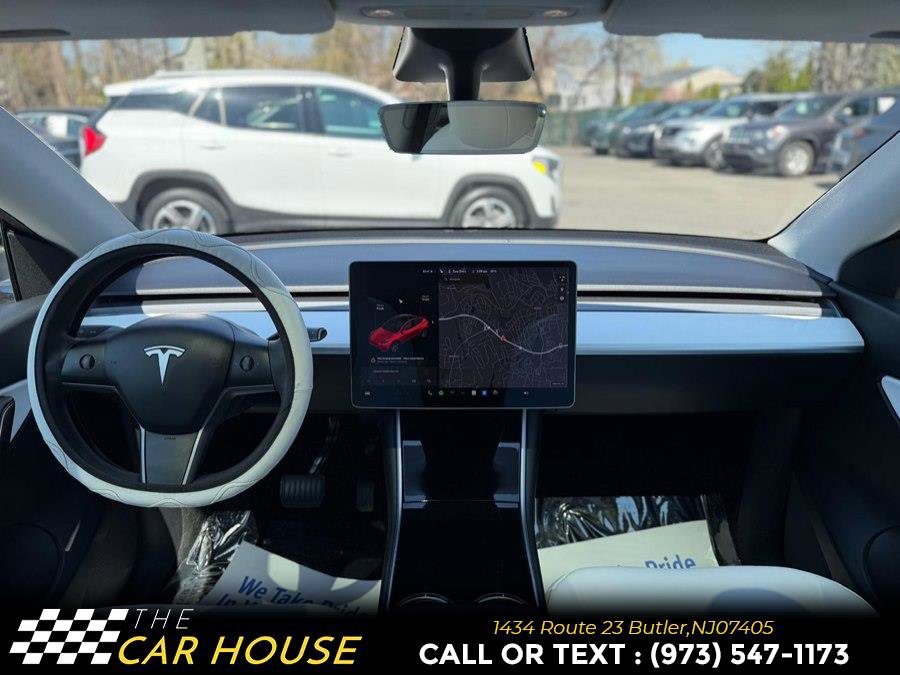 Used 2021 Tesla Model Y Long Range AWD/4WD image 27