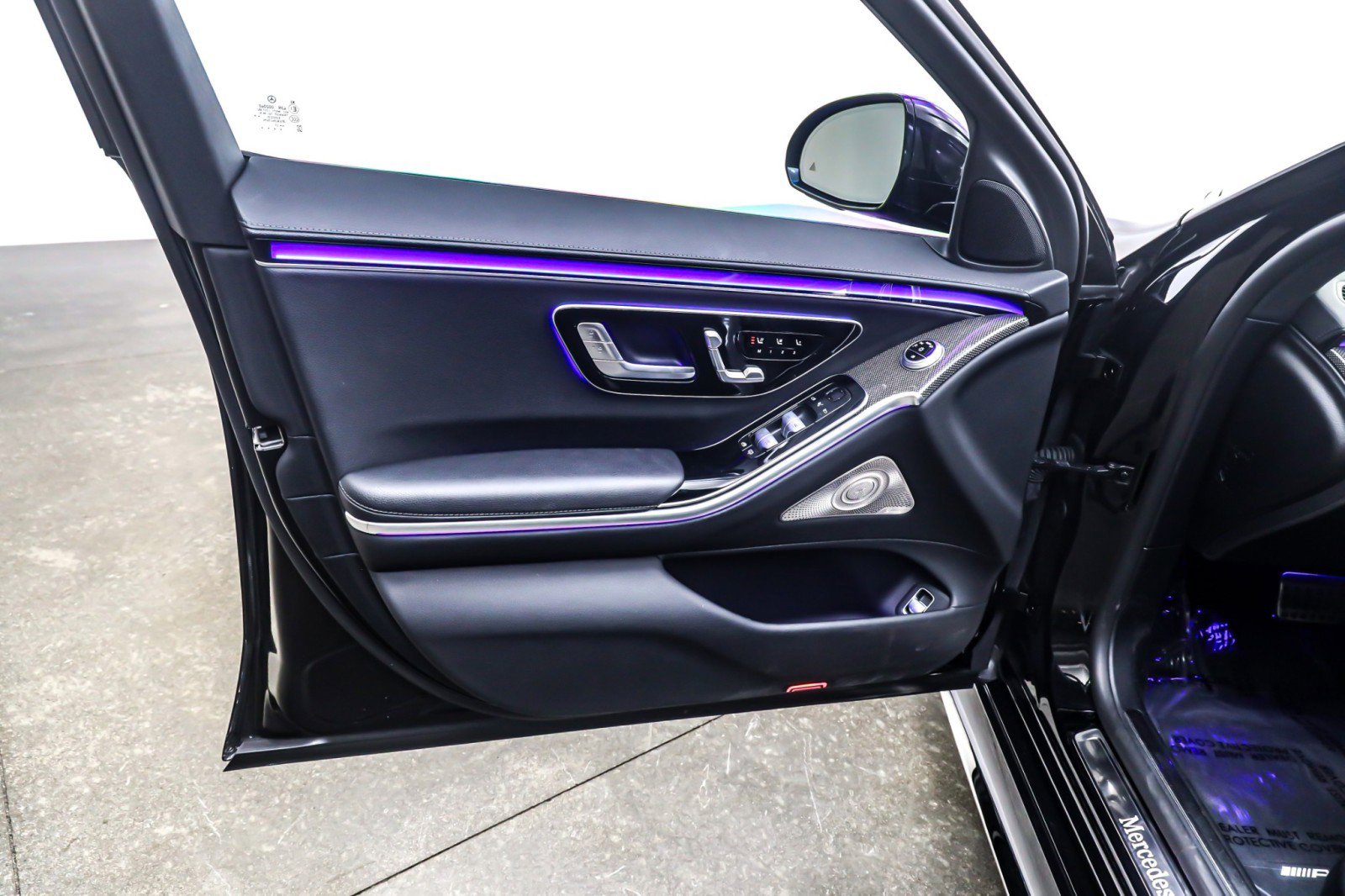 Used 2023 Mercedes-Benz S 500 4MATIC image 21