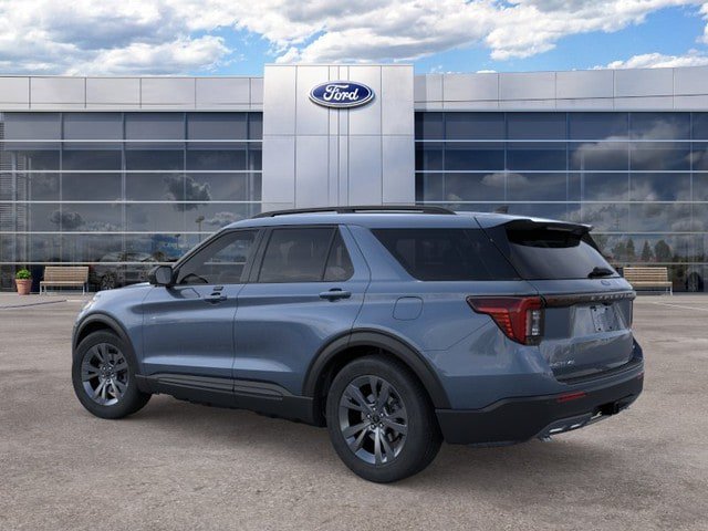 New 2026 Ford Explorer Active w/ Active Comfort Package AWD/4WD image 4