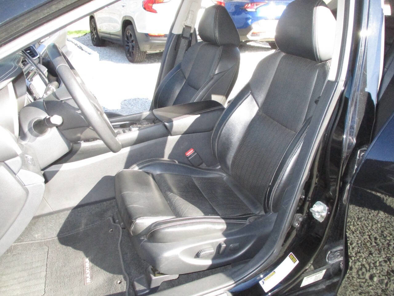 Used 2017 Nissan Maxima 3.5 SV image 19