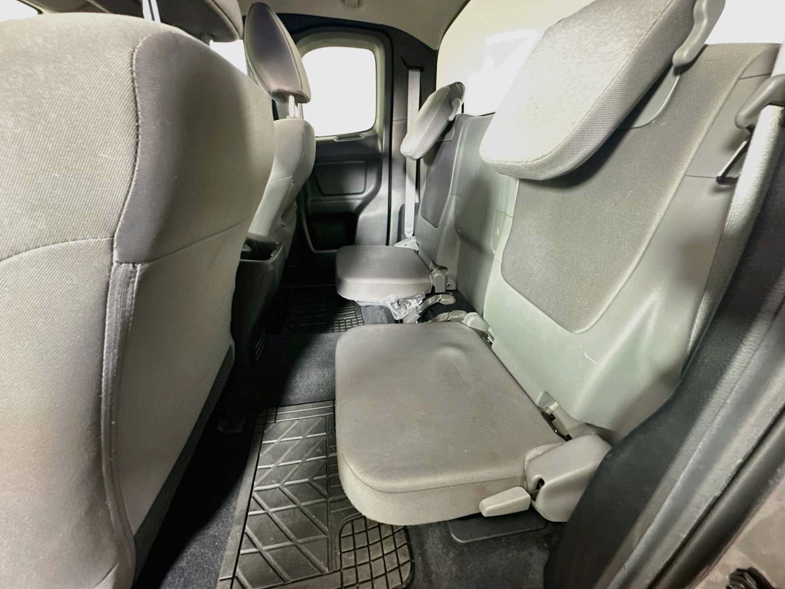 Used 2022 Toyota Tacoma SR RWD image 21