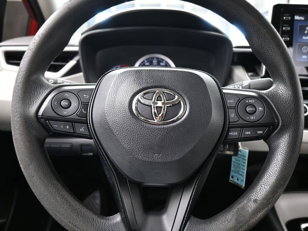 Used 2020 Toyota Corolla LE image 23