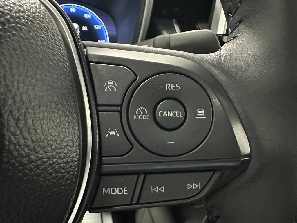 Used 2026 Toyota Corolla XSE FWD image 20