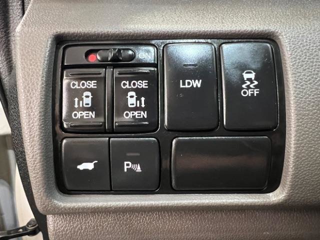 Used 2014 Honda Odyssey Touring image 12
