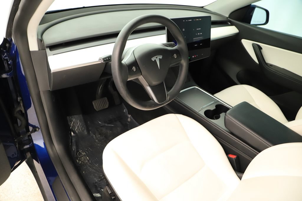 Used 2021 Tesla Model Y Long Range AWD/4WD image 12