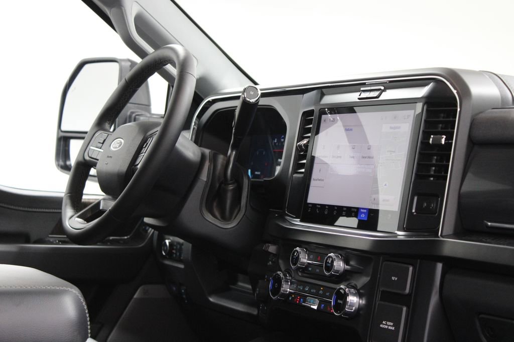 New 2026 Ford F250 Lariat w/ Black Appearance Package image 32