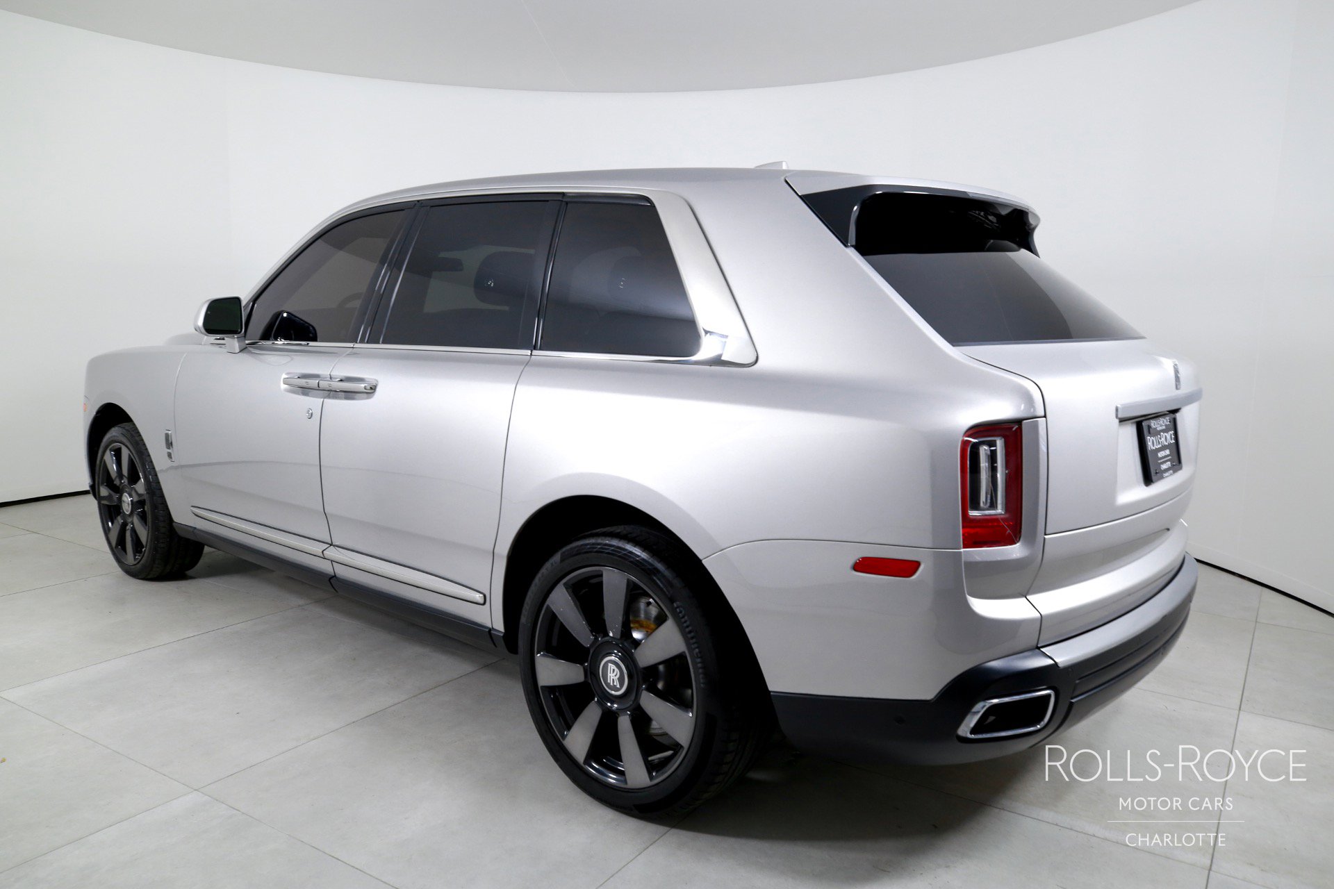 Used 2021 Rolls-Royce Cullinan image 8