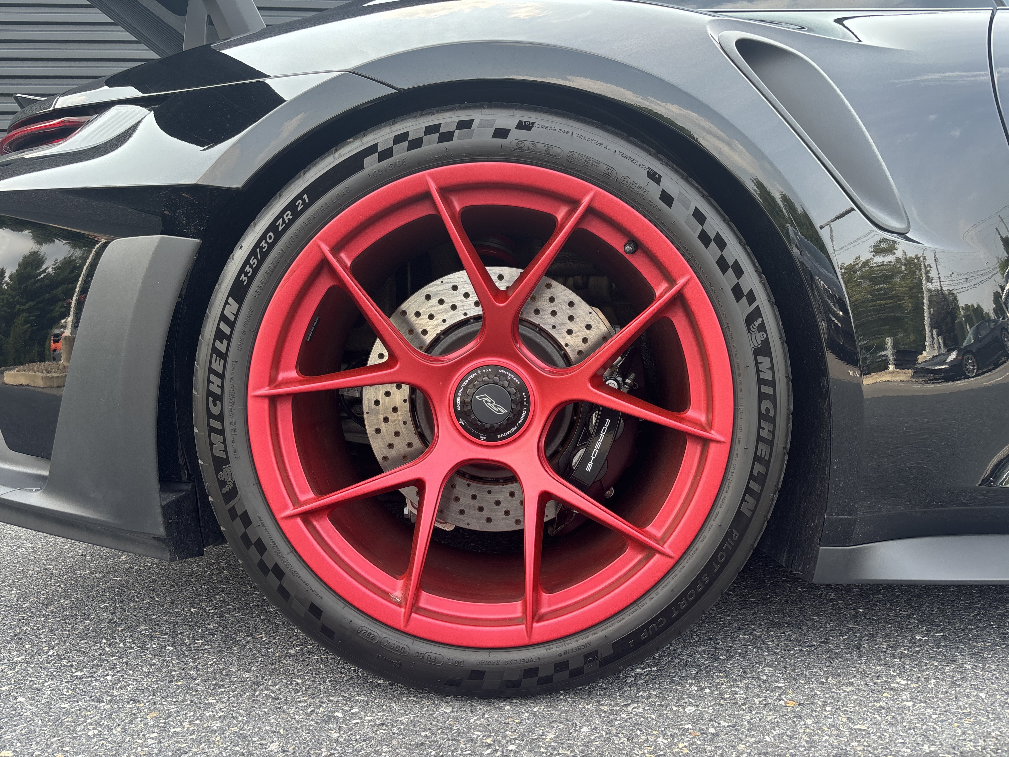 Certified 2025 Porsche 911 GT3 RS RWD image 29