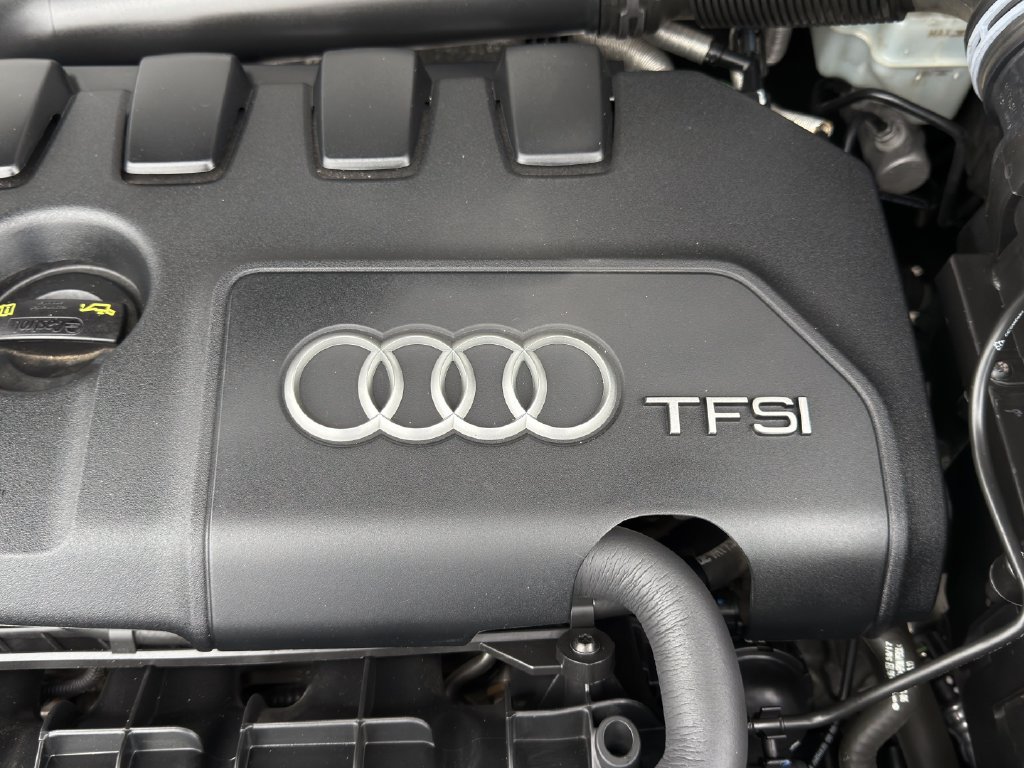 Used 2018 Audi Q3 2.0T Premium w/ Convenience Package AWD/4WD image 31