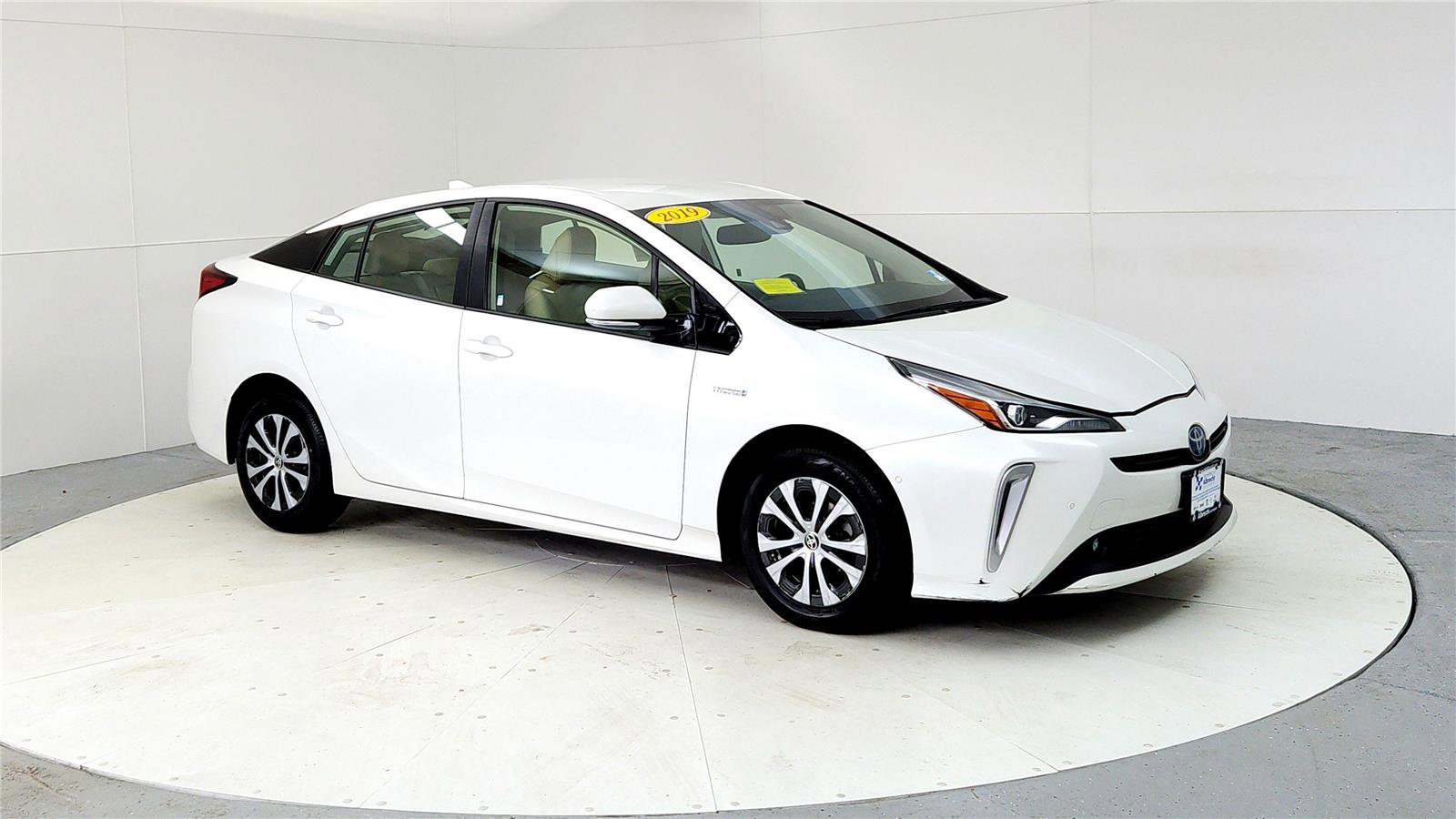 Certified 2019 Toyota Prius XLE image 7