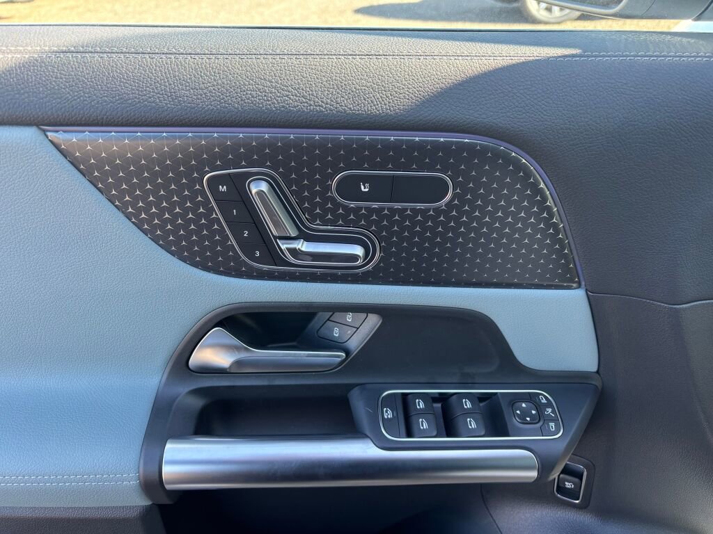 New 2026 Mercedes-Benz GLA 250 4MATIC image 9