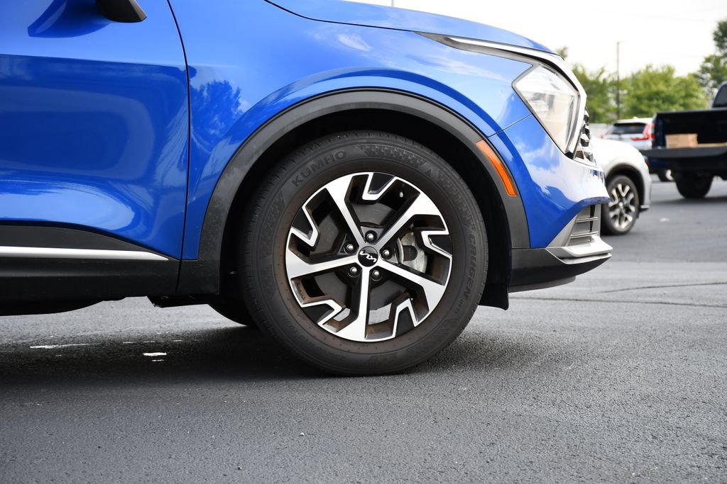 Used 2023 Kia Sportage EX FWD image 9