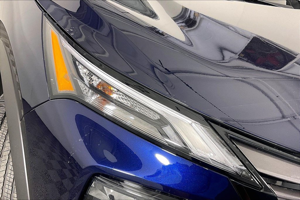 New 2026 Nissan Rogue SV FWD image 24