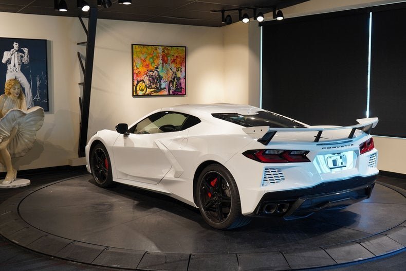 Used 2023 Chevrolet Corvette Stingray Premium Cpe w/ Z51 Performance Package RWD image 7