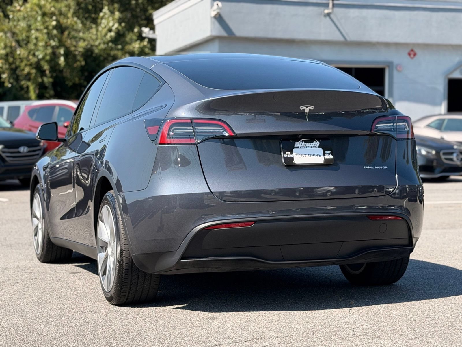 Used 2021 Tesla Model Y Long Range AWD/4WD image 3