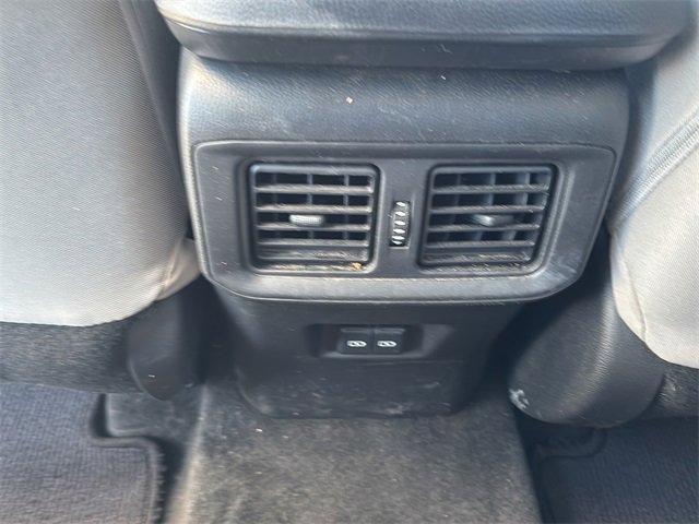 Used 2023 Toyota RAV4 XLE image 17