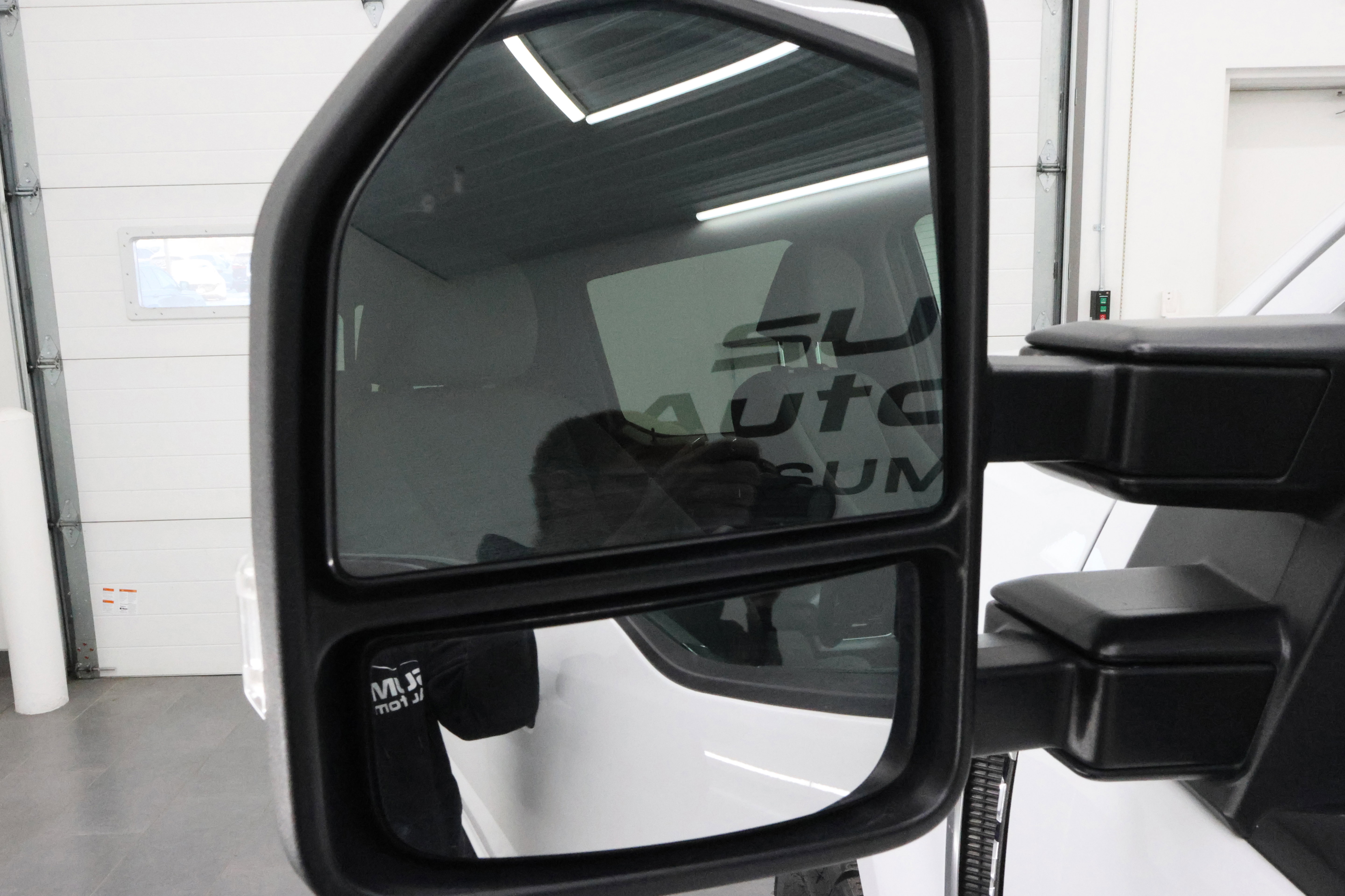 Used 2022 Ford F250 XLT w/ Black Appearance Package image 38